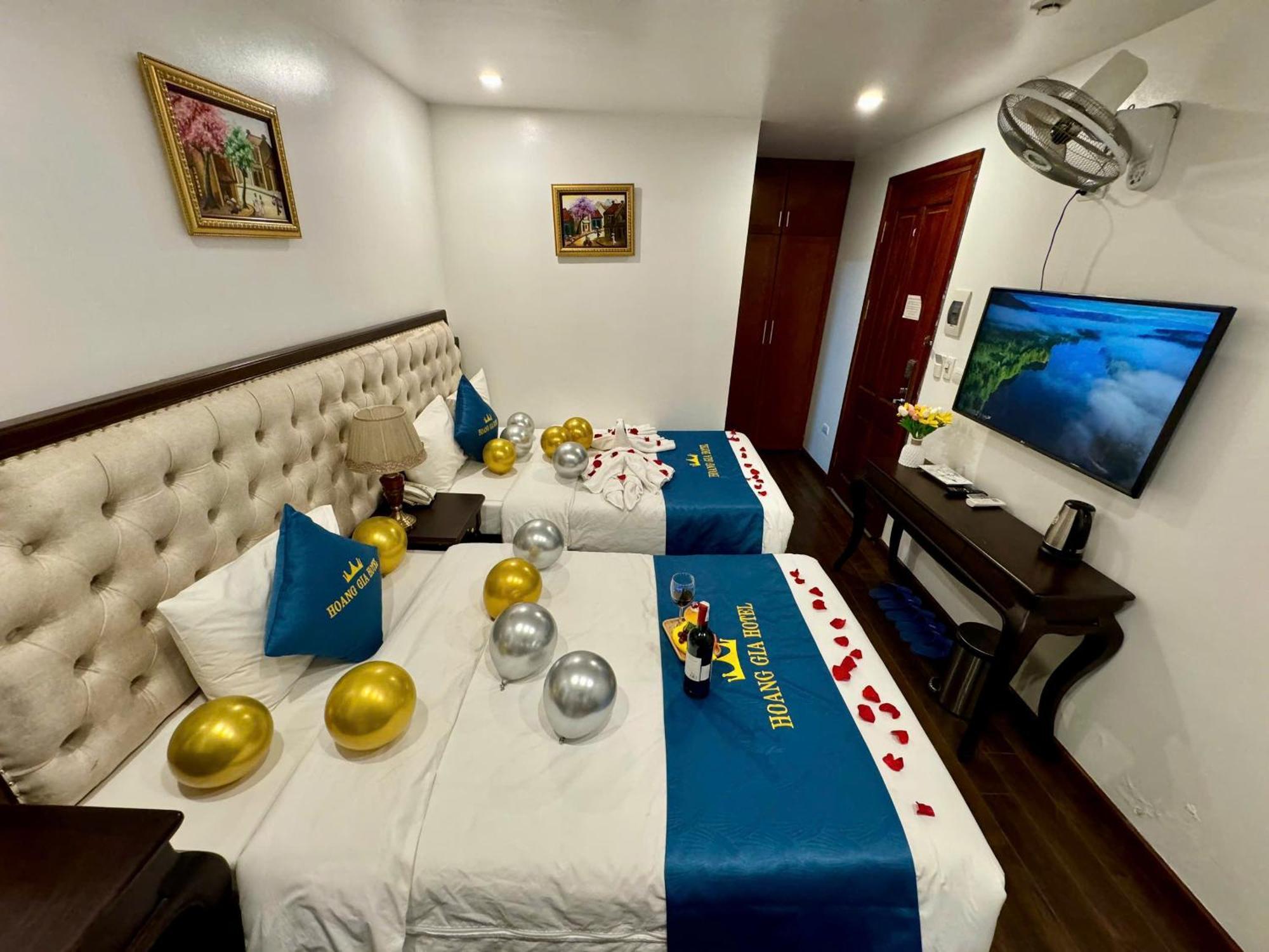 Royal Hotel Nhân Hòa Hanoi Esterno foto