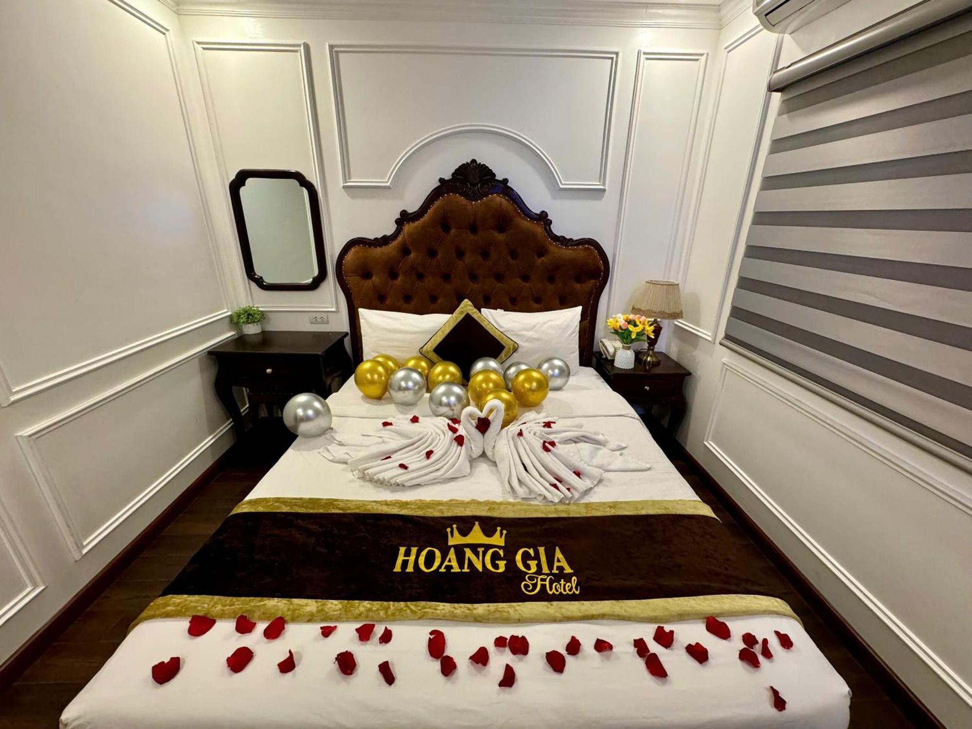 Royal Hotel Nhân Hòa Hanoi Esterno foto